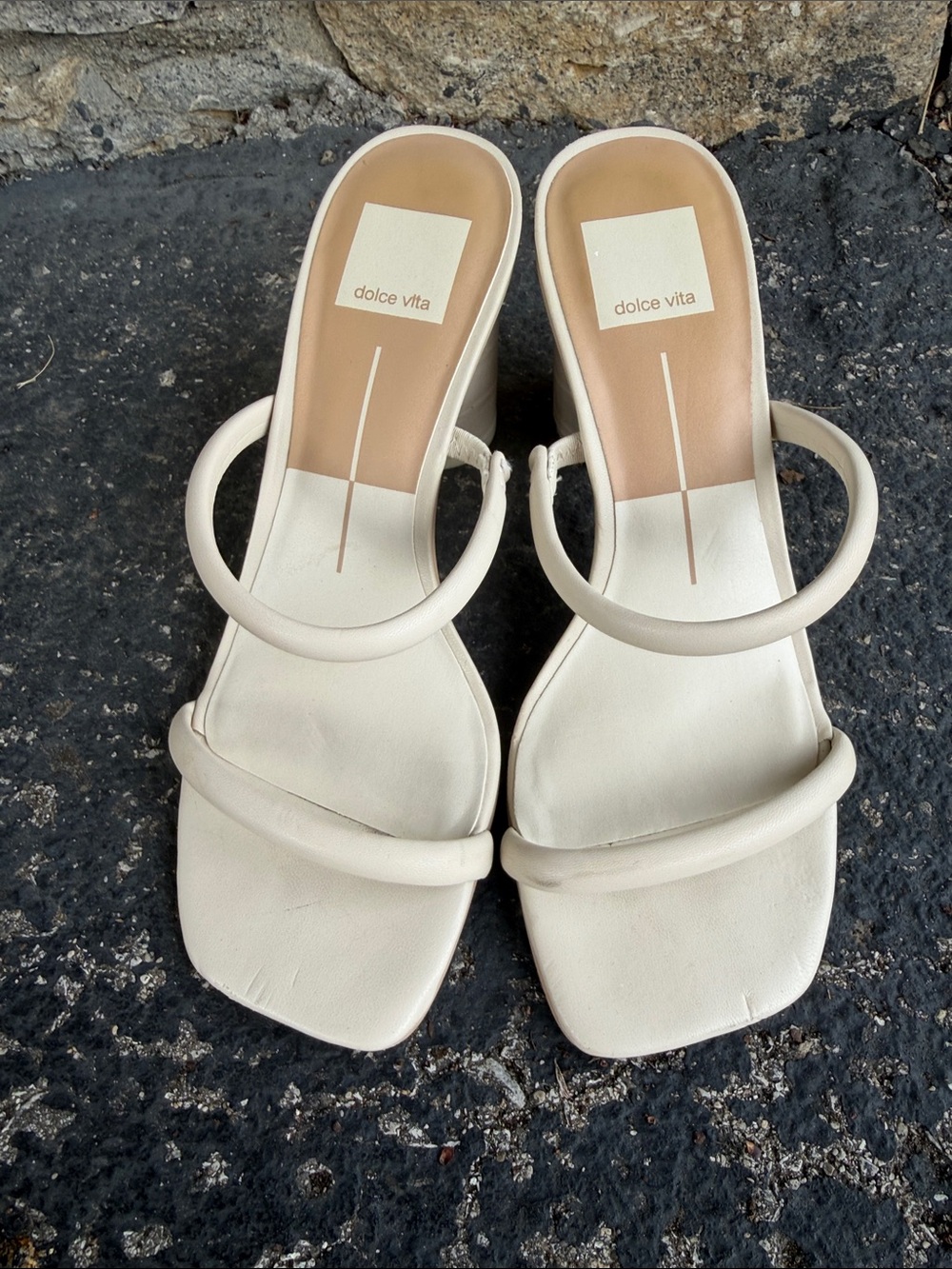 Dolce Vita Cream Minimalist Round-Strap Square-Toe Sandals